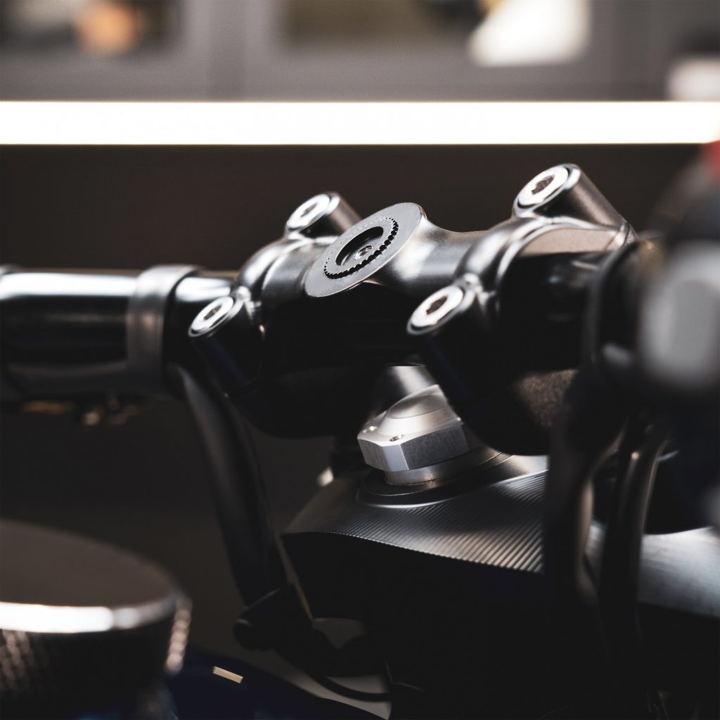 Bobber Quad Lock Handlebar Clamp Mount